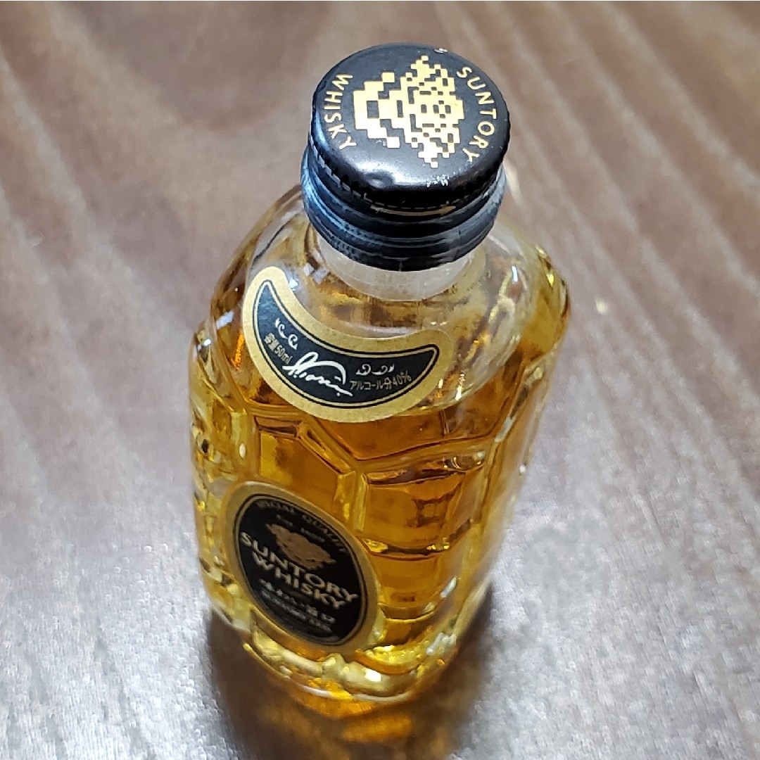 サントリー - SUNTORY WHISKY 旧黒角 味わい旨口 50ml サントリー - SUNTORY WHISKY 旧黒角 味わい旨口 50ml