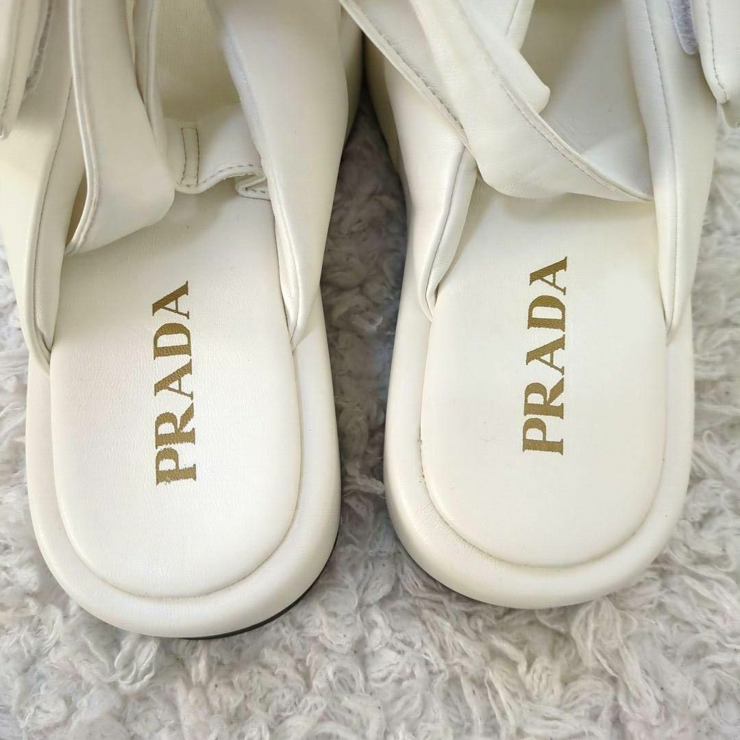 PRADA - ✨希少!新品✨PRADA ソフトパデッドナッパレザー PRADA - ✨希少!新品✨PRADA ソフトパデッドナッパレザー
