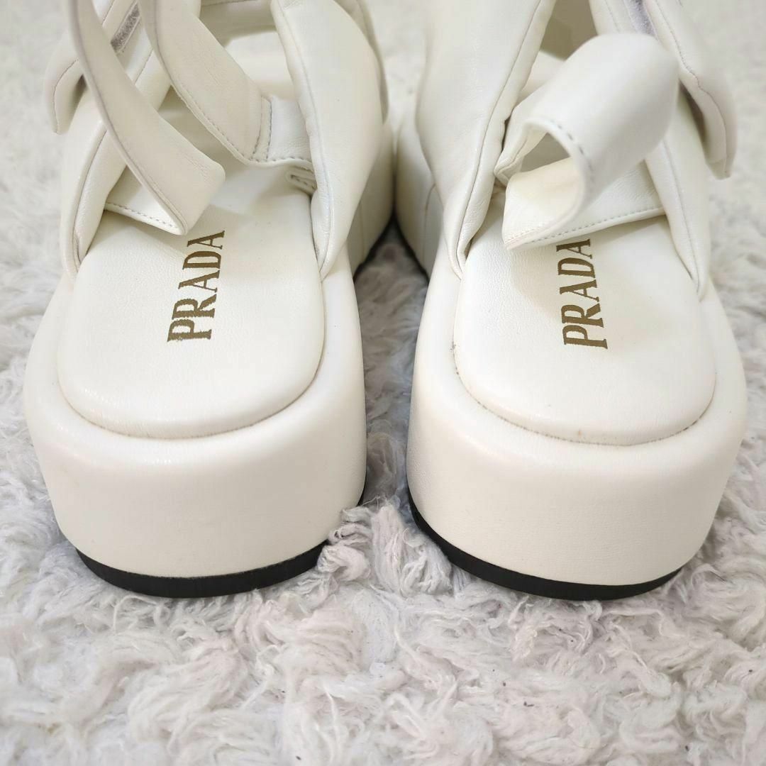 PRADA - ✨希少!新品✨PRADA ソフトパデッドナッパレザー PRADA - ✨希少!新品✨PRADA ソフトパデッドナッパレザー