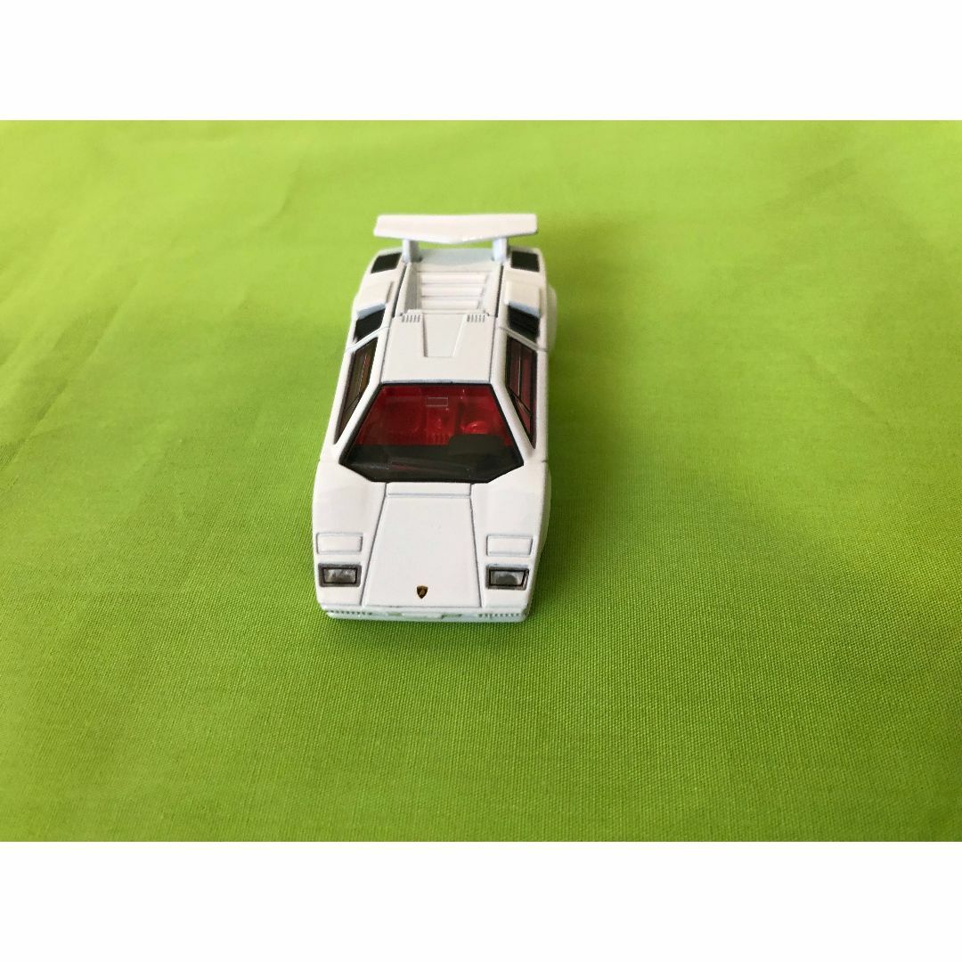 4904810936824B.jpg