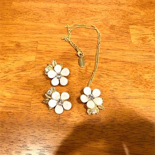 TOCCA(ネックレス)のフリマアイテム一覧 TOCCA(ネックレス)のフリマアイテム一覧