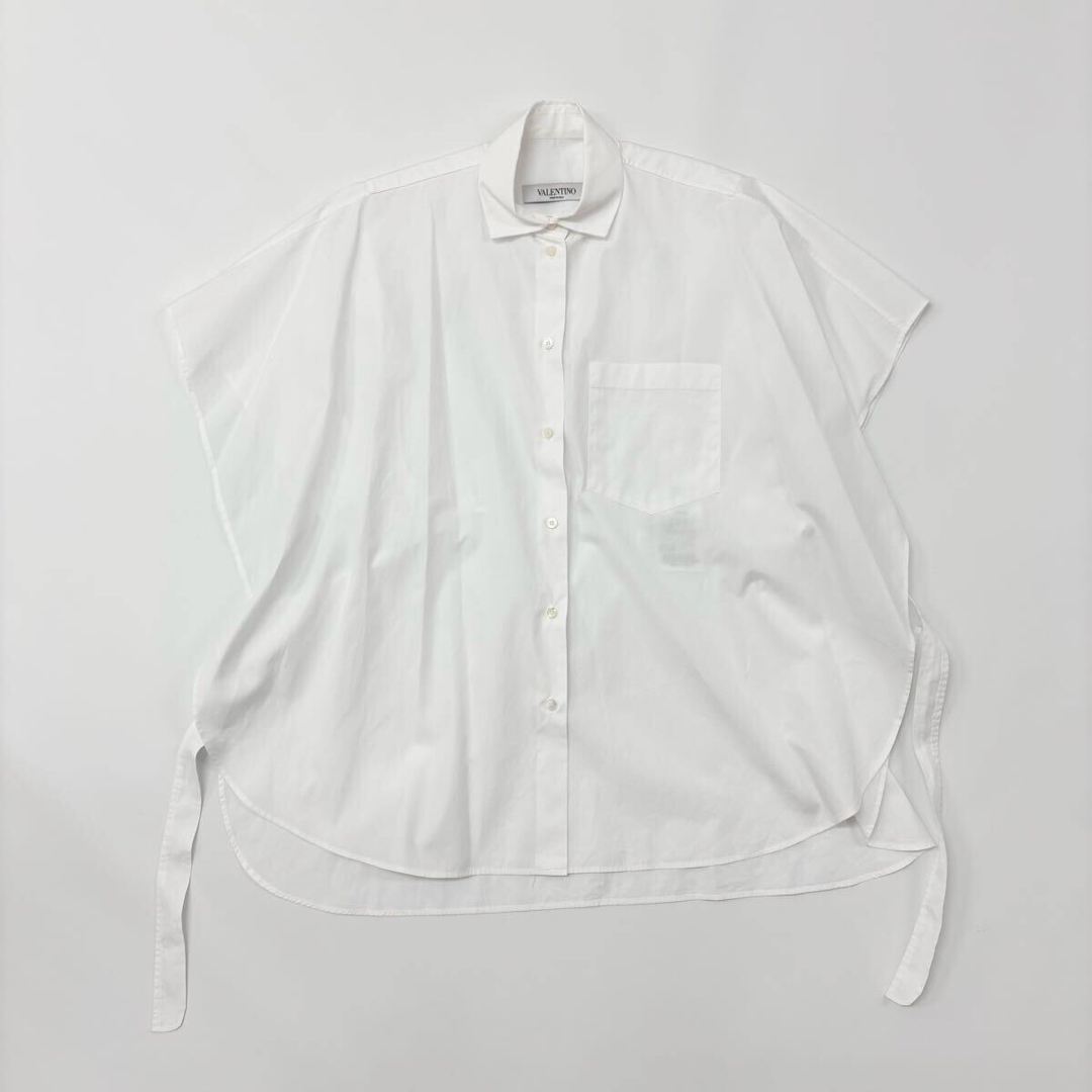 VALENTINO - 良品 VALENTINO オーバーサイズ ケープ ポンチョ VALENTINO - 良品 VALENTINO オーバーサイズ ケープ ポンチョ