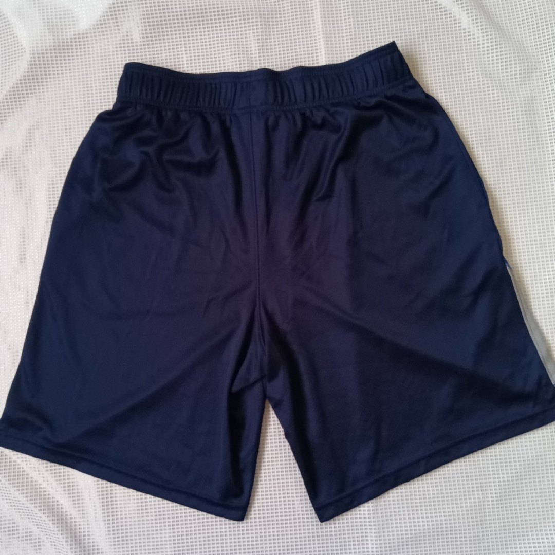 UNDER ARMOUR - アンダーアーマー ハーフパンツ ショートパンツ UNDER ARMOUR - アンダーアーマー ハーフパンツ ショートパンツ