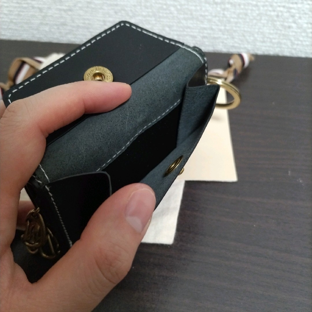 IL BISONTE - 新品 イルビゾンテ 本革 キーケース 4連 スマート IL BISONTE - 新品 イルビゾンテ 本革 キーケース 4連 スマート