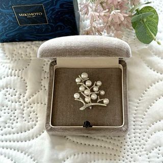 MIKIMOTO(シルバー ・ ブローチ/コサージュ)のフリマアイテム一覧 MIKIMOTO(シルバー ・ ブローチ/コサージュ)のフリマアイテム一覧