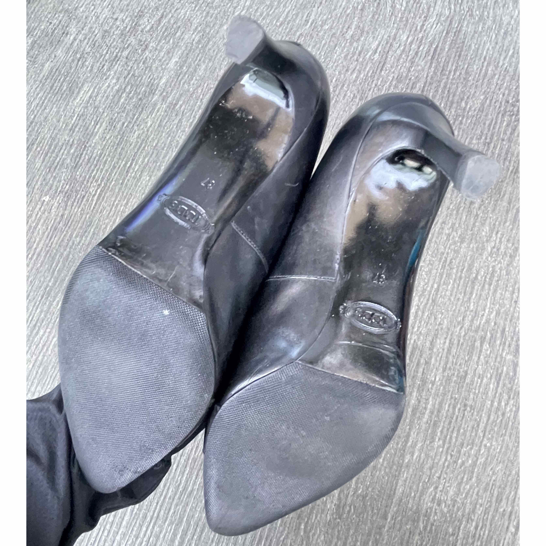 TOD'S - 【人気】Tod's ポインテッドバックル ヒールの通販 by TOD'S - 【人気】Tod's ポインテッドバックル ヒールの通販 by