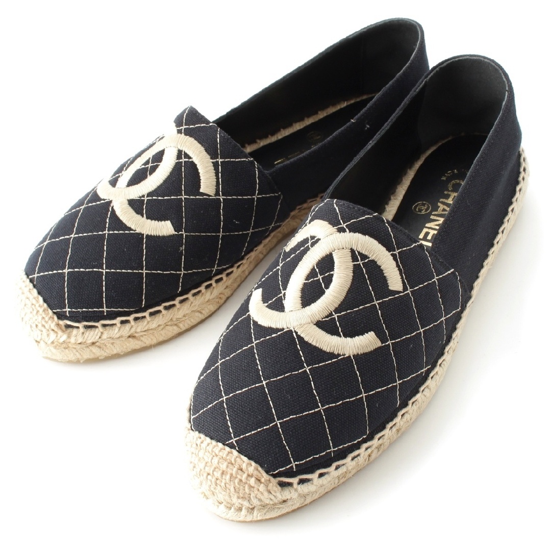 CHANEL - シャネル キャンバス ココマーク マトラッセ CHANEL - シャネル キャンバス ココマーク マトラッセ