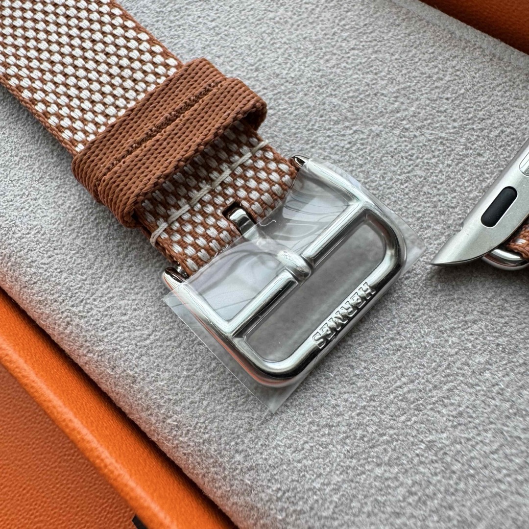 Apple - 2523 ほぼ未使用 Apple Watch エルメス ゴールド トワル Apple - 2523 ほぼ未使用 Apple Watch エルメス ゴールド トワル