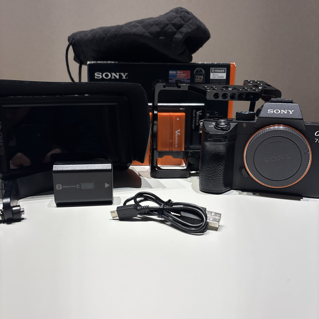 SONY - SONY α7Ⅲボディ ILCE-7M3の通販 by うほうほ天国 SONY - SONY α7Ⅲボディ ILCE-7M3の通販 by うほうほ天国