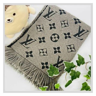 LOUIS VUITTON(マフラー/ショール ・ グレー/灰色系)のフリマ LOUIS VUITTON(マフラー/ショール ・ グレー/灰色系)のフリマ