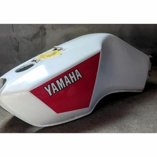 TZR125 タンクのフリマアイテム一覧 TZR125 タンクのフリマアイテム一覧