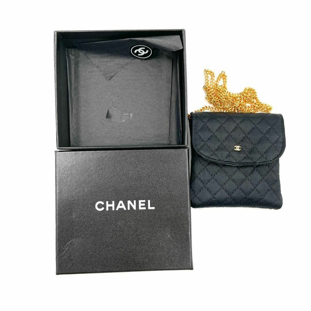 CHANEL - ✨️極美品✨️ シャネル ミニミニマトラッセ ポーチ CHANEL - ✨️極美品✨️ シャネル ミニミニマトラッセ ポーチ