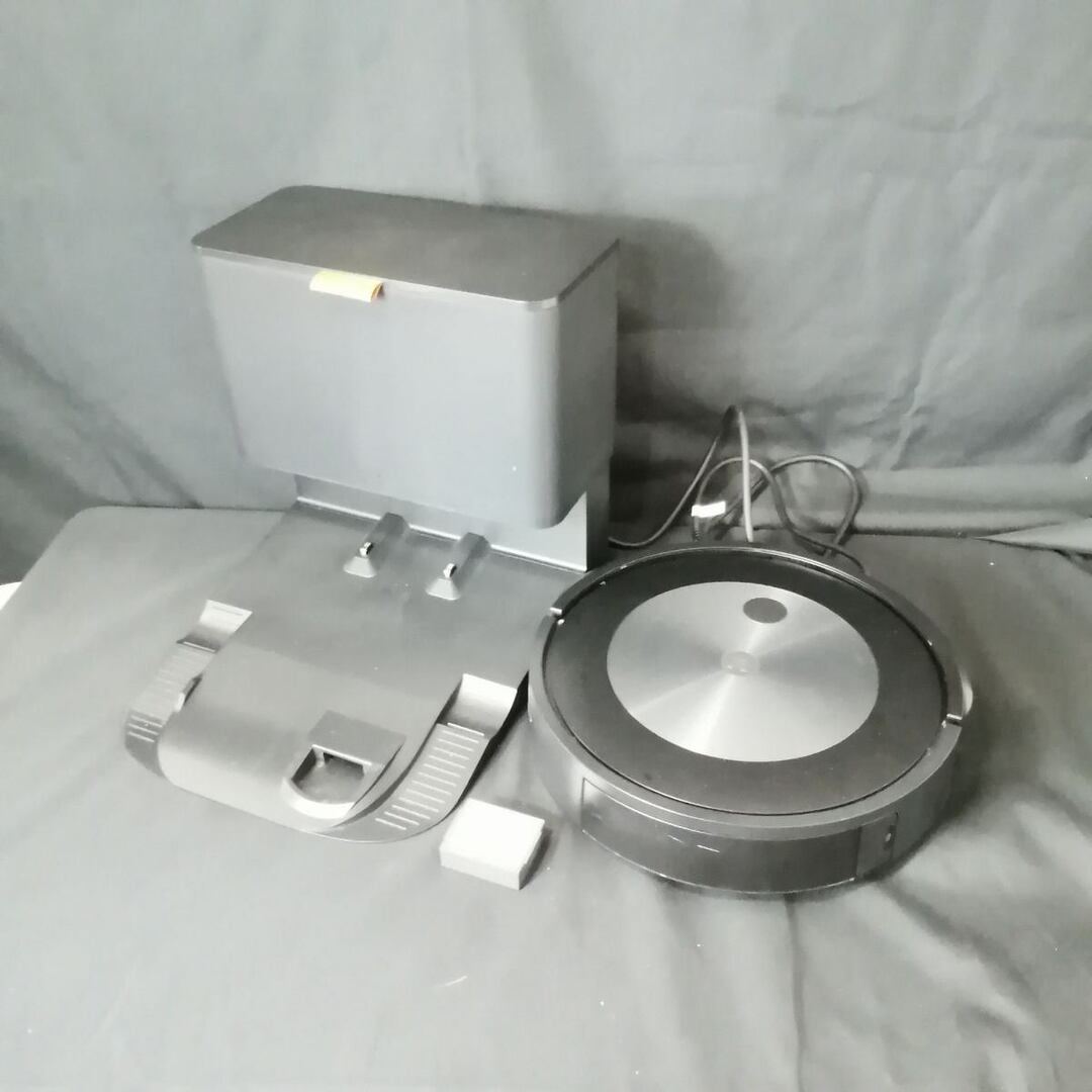 iRobot - 【中古】 iRobot アイロボット Roomba j7+ J77560 iRobot - 【中古】 iRobot アイロボット Roomba j7+ J77560