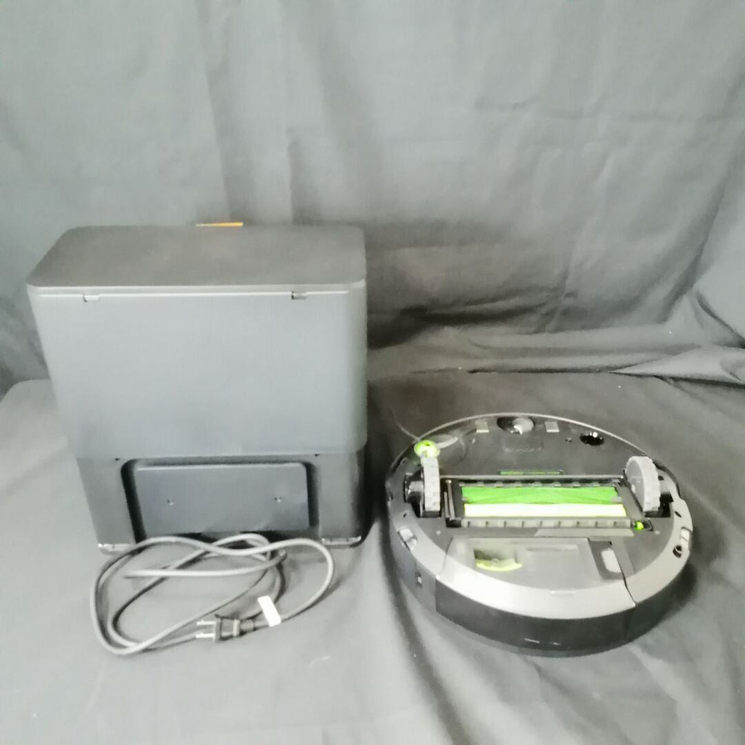 iRobot - 【中古】 iRobot アイロボット Roomba j7+ J77560 iRobot - 【中古】 iRobot アイロボット Roomba j7+ J77560