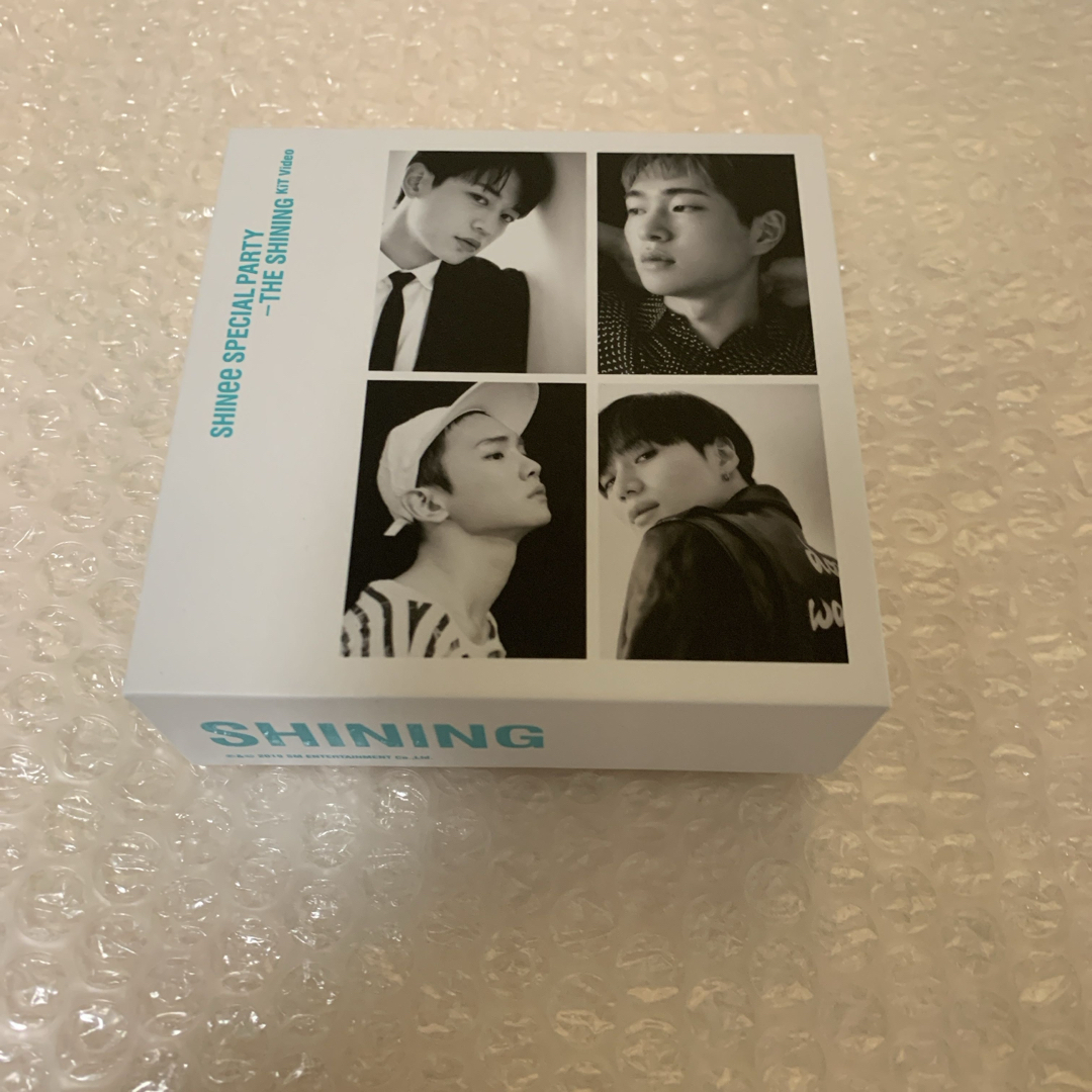 SHINee - SHINee KIT VIDEO トレカ 韓国公式の通販 by min shop SHINee - SHINee KIT VIDEO トレカ 韓国公式の通販 by min shop