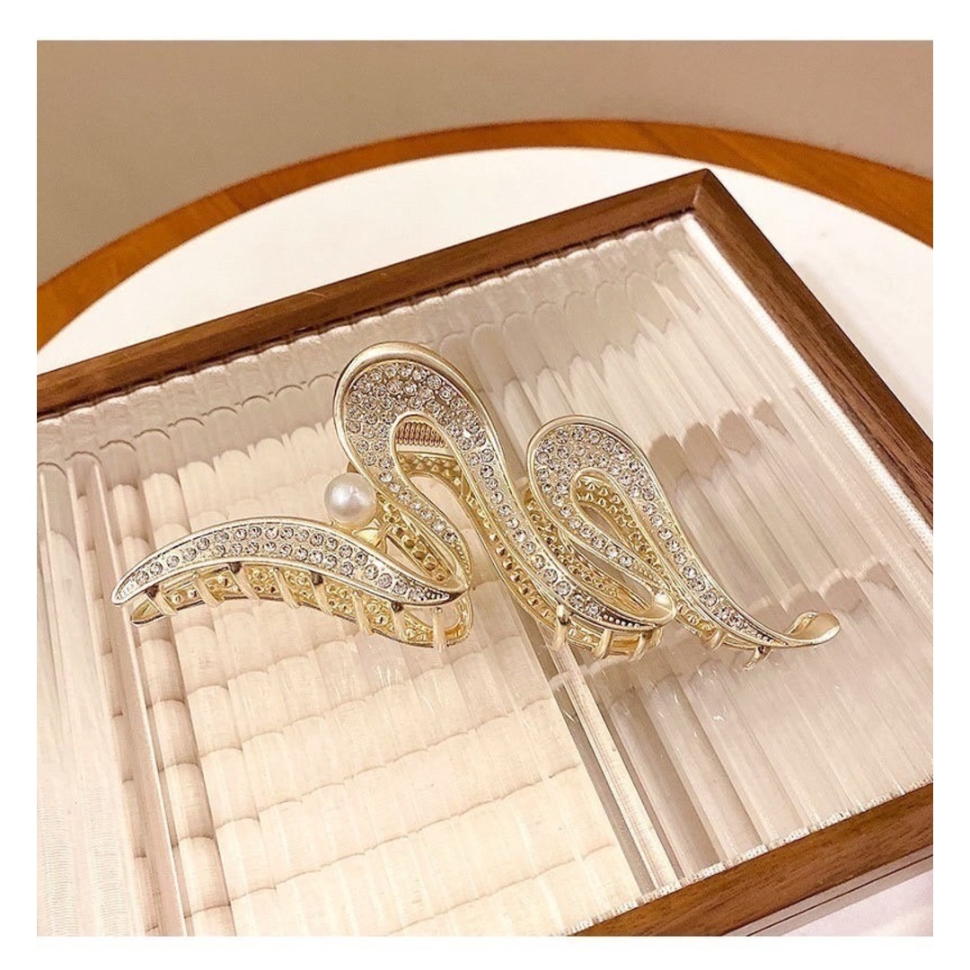 78【新品】韓国アクセサリーヘアクリップキラキラオルチャン 78【新品】韓国アクセサリーヘアクリップキラキラオルチャン