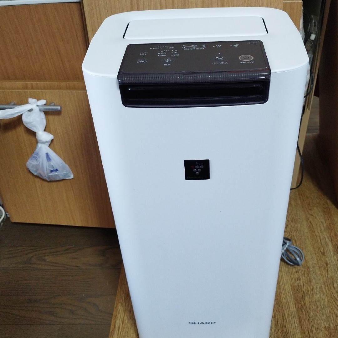 SHARP - SHARP 空気清浄機 KI-HS40-W 2018年製の通販 by taKa's SHARP - SHARP 空気清浄機 KI-HS40-W 2018年製の通販 by taKa's