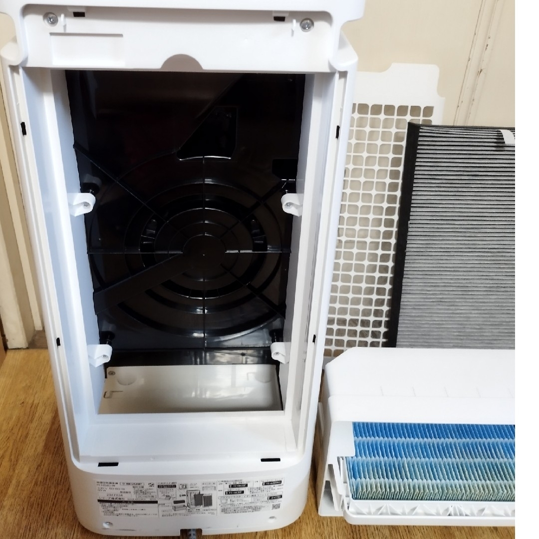 SHARP - SHARP 空気清浄機 KI-HS40-W 2018年製の通販 by taKa's SHARP - SHARP 空気清浄機 KI-HS40-W 2018年製の通販 by taKa's
