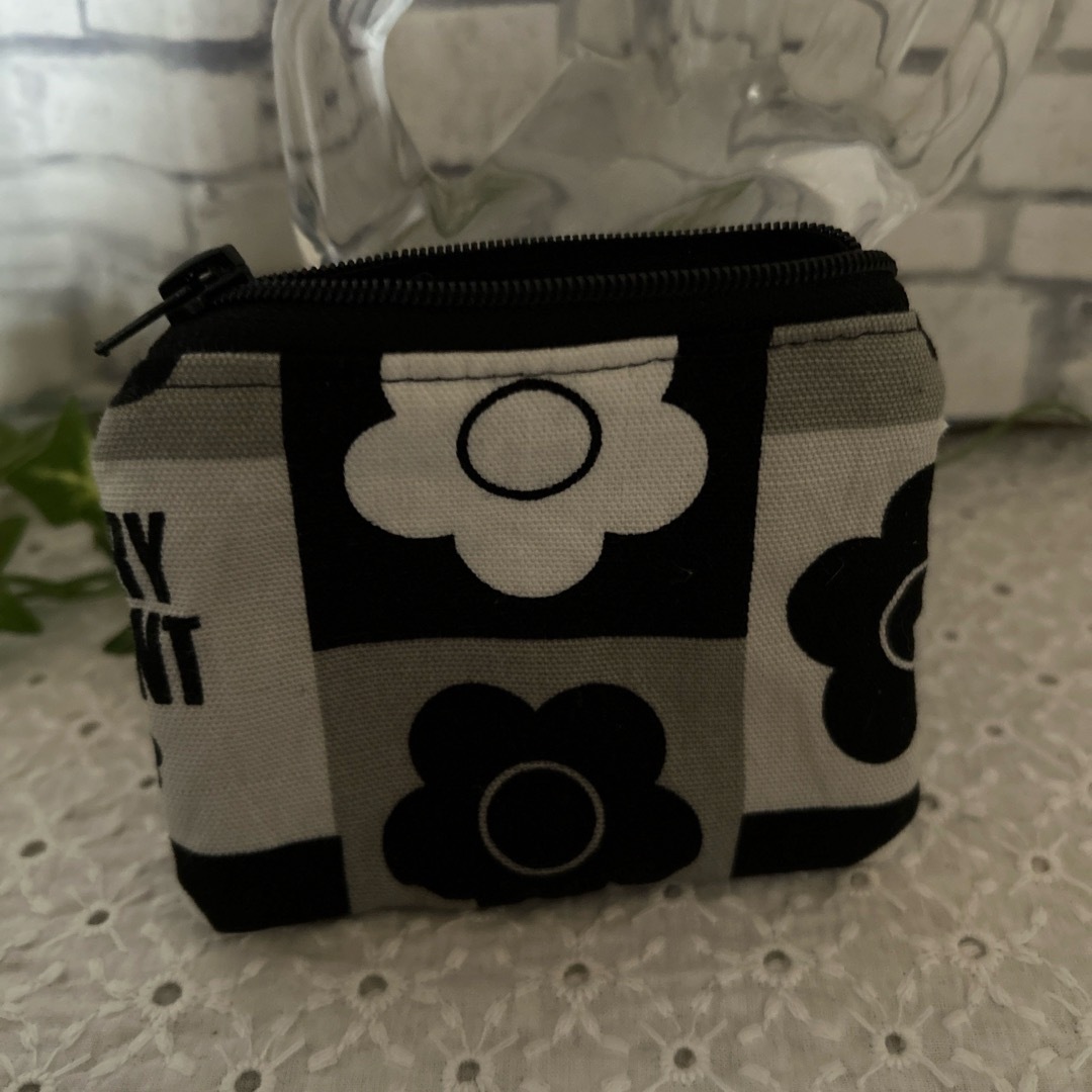 MARY QUANT - ポーチ3点セットの通販 by クラゲ's shop MARY QUANT - ポーチ3点セットの通販 by クラゲ's shop