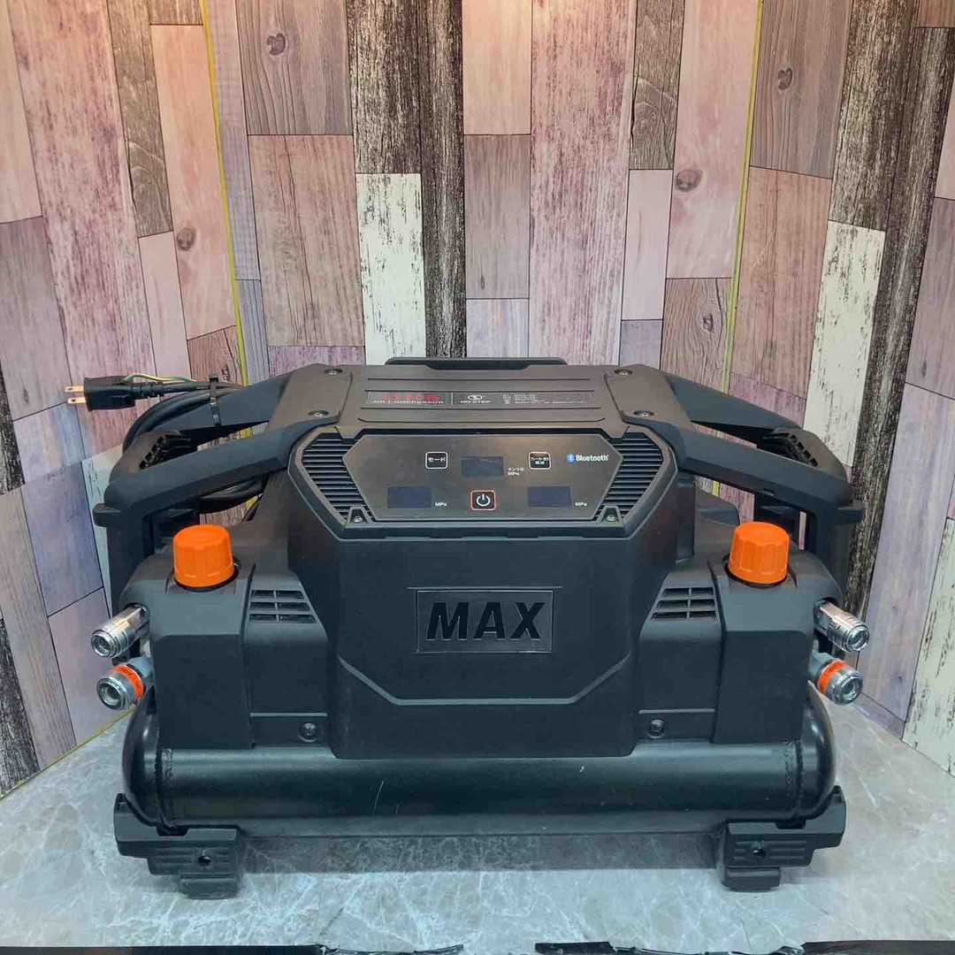 ☆マックス(MAX) エアコンプレッサー AK-HH1310E_ブラック【八潮 ☆マックス(MAX) エアコンプレッサー AK-HH1310E_ブラック【八潮