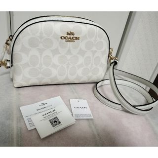 COACH(バッグ ・ ホワイト/白色系)のフリマアイテム一覧 COACH(バッグ ・ ホワイト/白色系)のフリマアイテム一覧