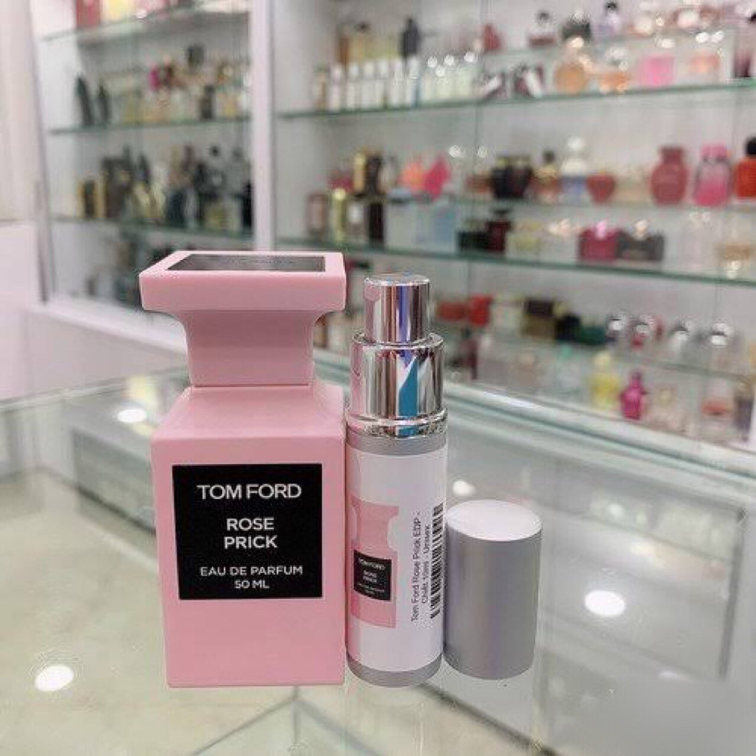 トムフォード ローズ プリック 1本の通販 by miu's shop|ラクマ トムフォード ローズ プリック 1本の通販 by miu's shop|ラクマ