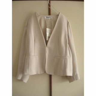 NATURAL BEAUTY BASIC(ノーカラージャケット)のフリマアイテム一覧 NATURAL BEAUTY BASIC(ノーカラージャケット)のフリマアイテム一覧