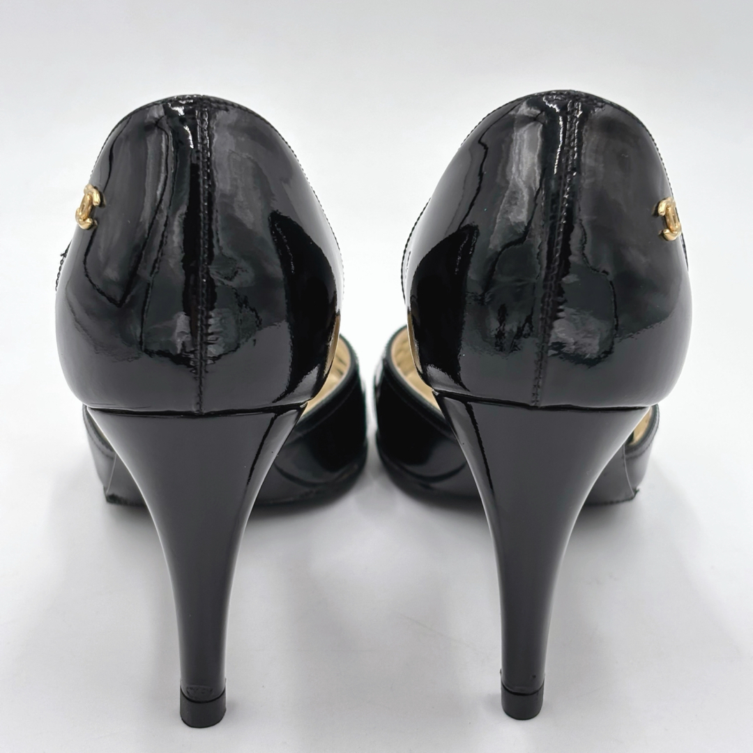 CHANEL - CHANEL シャネル ココマーク パテントレザーパンプス CHANEL - CHANEL シャネル ココマーク パテントレザーパンプス