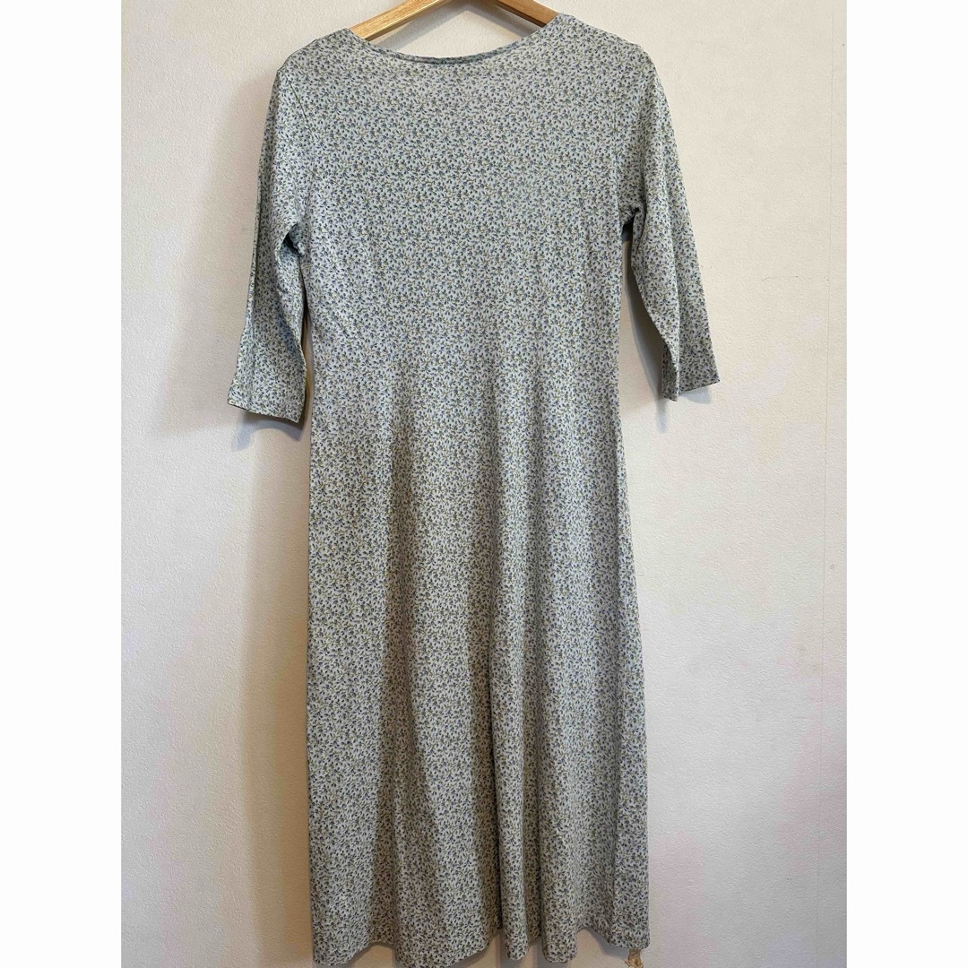 LAURA ASHLEY - LAURA ASHLEY 花柄 七分袖 ワンピース Lの通販 LAURA ASHLEY - LAURA ASHLEY 花柄 七分袖 ワンピース Lの通販