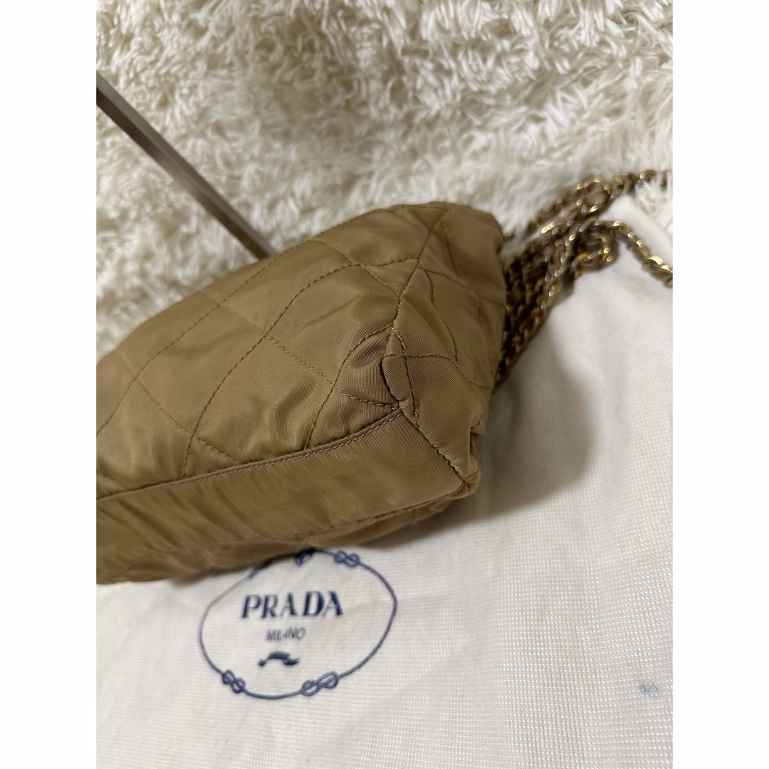 PRADA - 希少 プラダ キルティング チェーン 三角ロゴ PRADA - 希少 プラダ キルティング チェーン 三角ロゴ