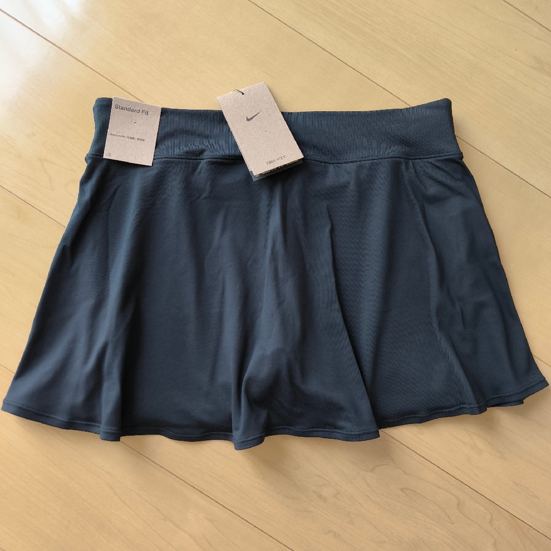 NIKE - 新品 NIKE レディース L ブラック テニス スコート NIKE - 新品 NIKE レディース L ブラック テニス スコート