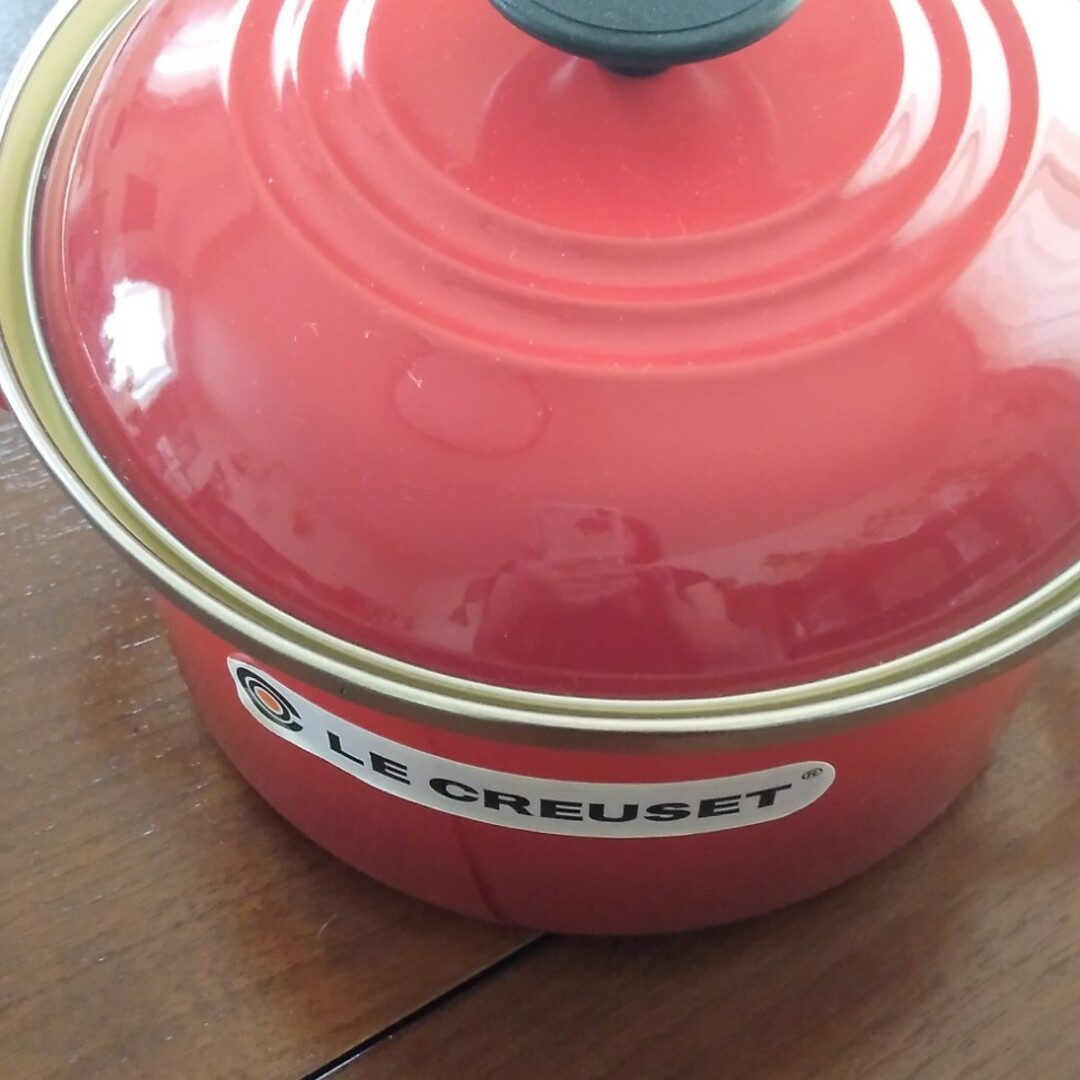 LE CREUSET - ル・クルーゼ✴キャセロール(琺瑯製鍋)20センチの LE CREUSET - ル・クルーゼ✴キャセロール(琺瑯製鍋)20センチの