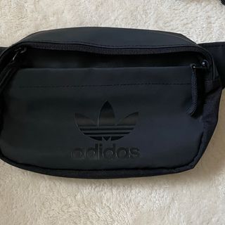 adidas - adidas ベロア ジャージ セットアップ XS 黒 金 adidas - adidas ベロア ジャージ セットアップ XS 黒 金