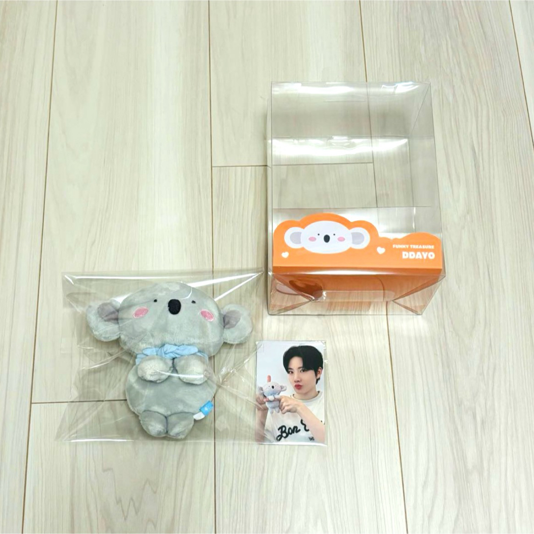 TREASURE - treasure PLUSH DOLL ジュンギュ トレカ付きの通販 TREASURE - treasure PLUSH DOLL ジュンギュ トレカ付きの通販