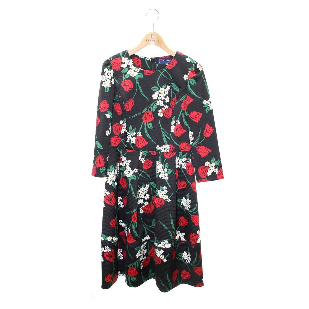M'S GRACY - エムズグレイシー Tulip & Queen Anne's Lace M'S GRACY - エムズグレイシー Tulip & Queen Anne's Lace