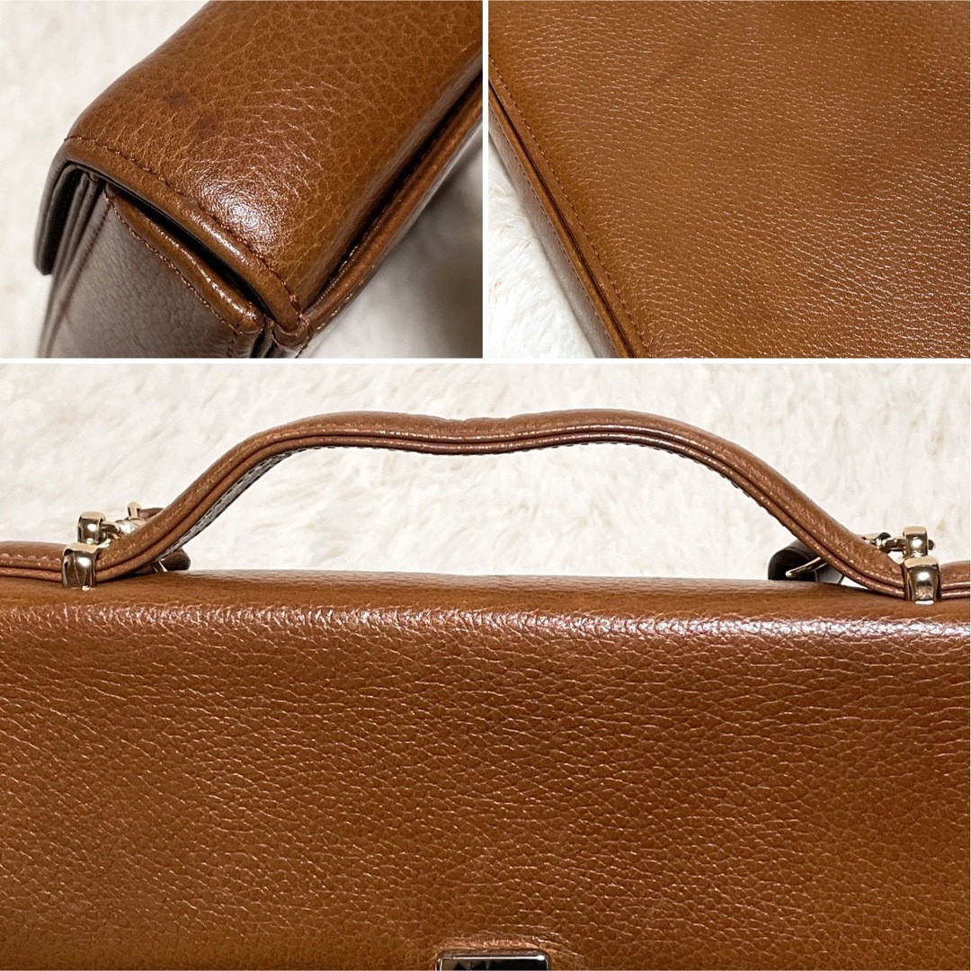 BURBERRY - 【2way】Burberrys レザーショルダーバッグ ビジネス BURBERRY - 【2way】Burberrys レザーショルダーバッグ ビジネス