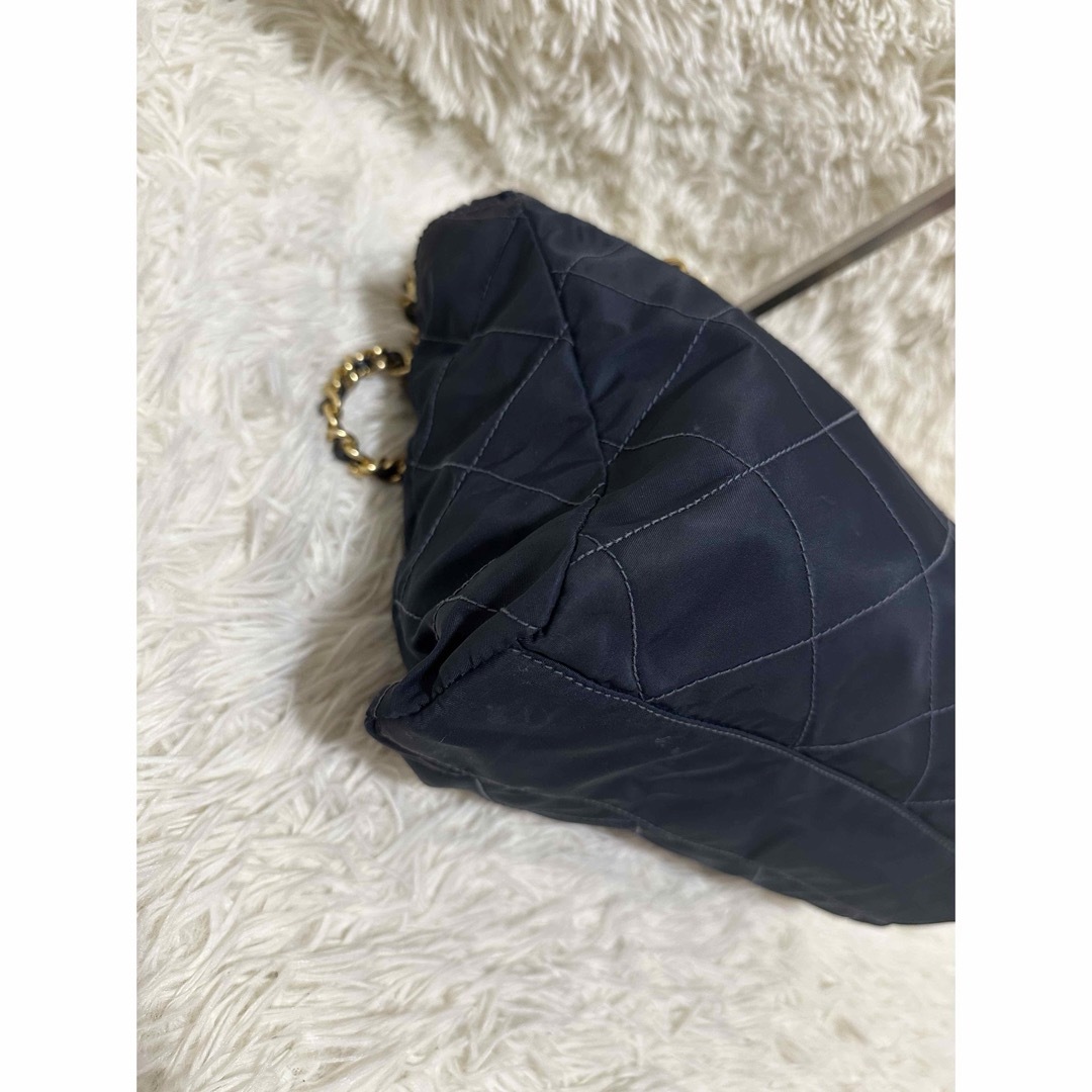 PRADA - 希少 プラダ キルティング チェーン 三角ロゴ PRADA - 希少 プラダ キルティング チェーン 三角ロゴ