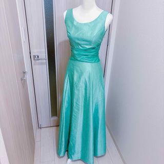 AIMER(ロングドレス)のフリマアイテム一覧 AIMER(ロングドレス)のフリマアイテム一覧