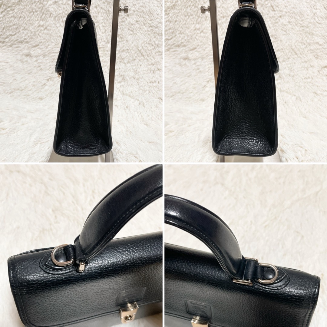 BURBERRY - 【2way】Burberrys レザーショルダーバッグ ノバ BURBERRY - 【2way】Burberrys レザーショルダーバッグ ノバ