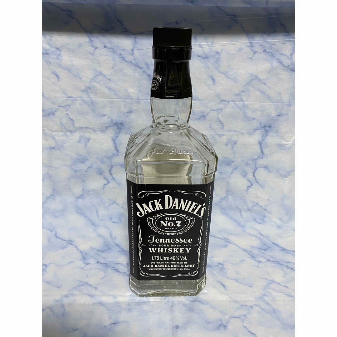 JACK DANIEL'S - 貯金箱 ジャックダニエル1750ml 空き瓶 コイン JACK DANIEL'S - 貯金箱 ジャックダニエル1750ml 空き瓶 コイン