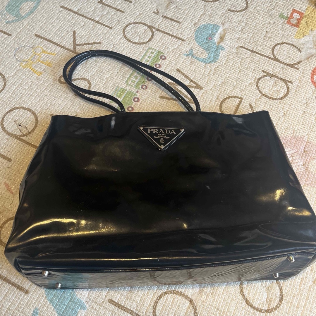 PRADA - PRADA エナメルトートバッグの通販 by 🔥プロフィール PRADA - PRADA エナメルトートバッグの通販 by 🔥プロフィール