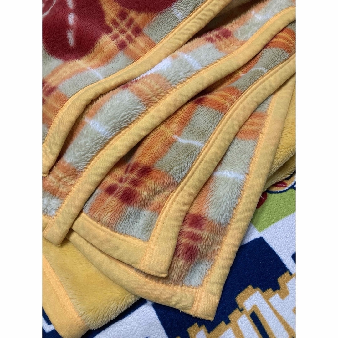 サンリオ - レア品 ハローキティ毛布 レトロキティ毛布 シングル サンリオ - レア品 ハローキティ毛布 レトロキティ毛布 シングル