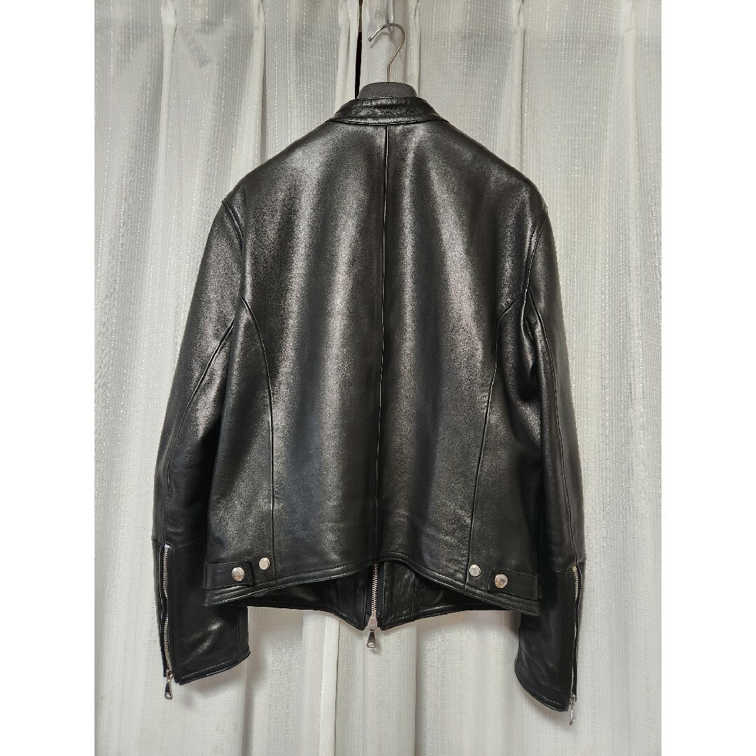 EMMETI - 【美品】エンメティ JURI NAPPA CERATA レザー 黒 46の EMMETI - 【美品】エンメティ JURI NAPPA CERATA レザー 黒 46の