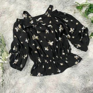 イッカ(ikka)の【ikka】花柄 ブラウス トップス オープンショルダー　(140)(シャツ/ブラウス(長袖/七分))