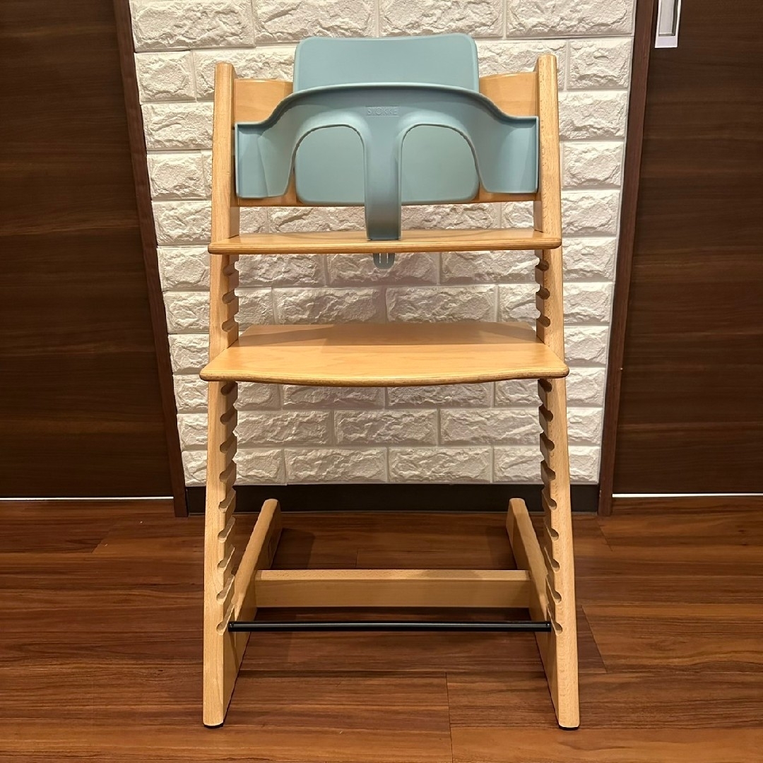 Stokke - 人気 ストッケ トリップトラップ ナチュラル ブルー Stokke - 人気 ストッケ トリップトラップ ナチュラル ブルー