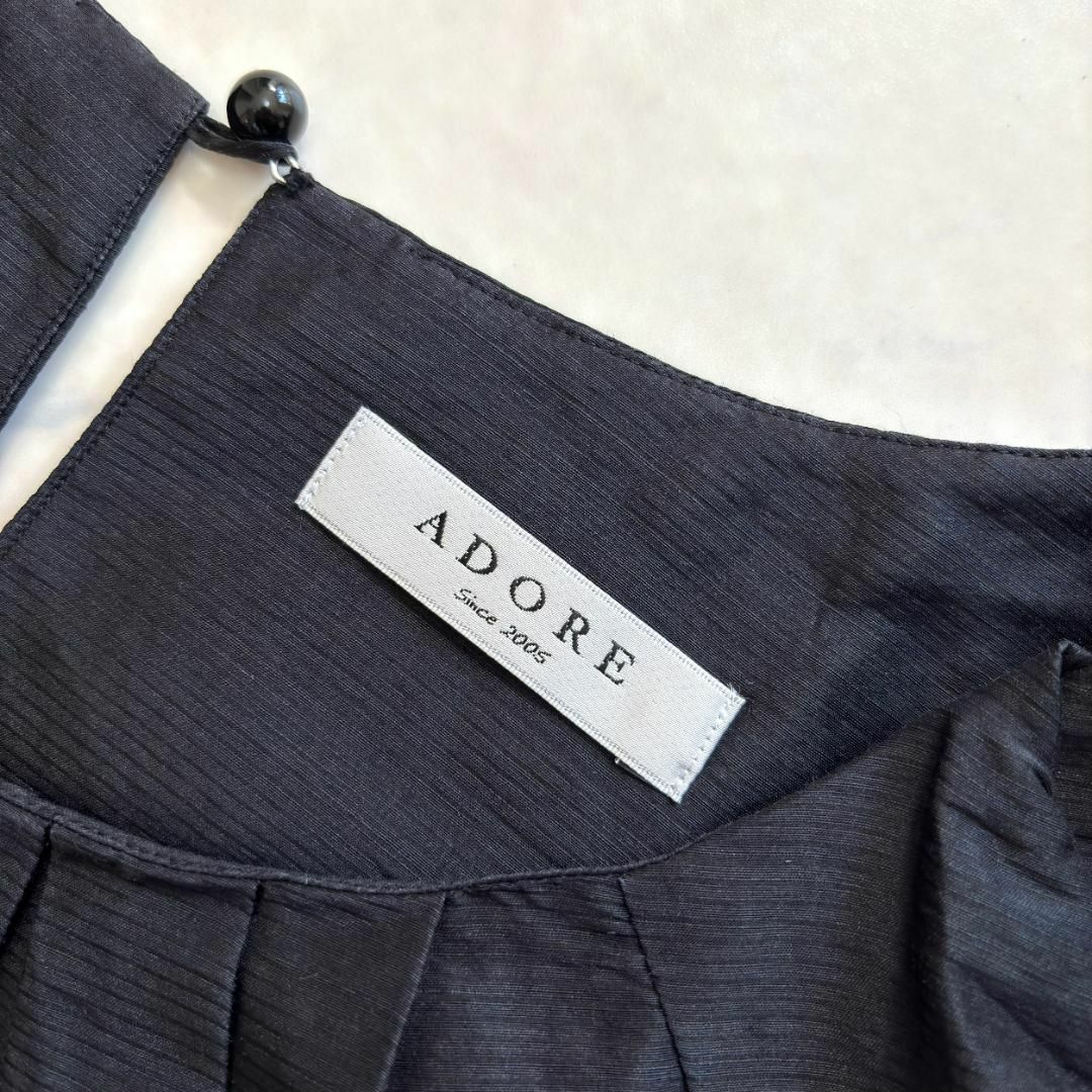 ADORE - 美品♪アドーア 半袖ブラウス リネンシルク タック 黒 ADORE - 美品♪アドーア 半袖ブラウス リネンシルク タック 黒