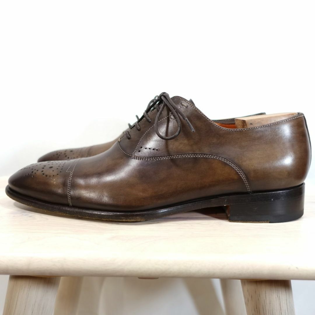 Santoni - 【定番】サントーニ メダリオンシューズ 茶 Santoniの Santoni - 【定番】サントーニ メダリオンシューズ 茶 Santoniの