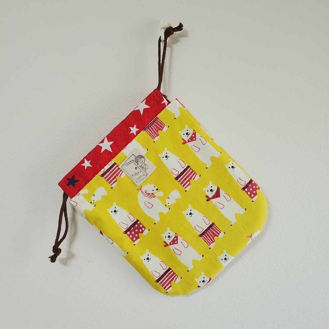 しろくま柄の丸底巾着ポーチ ハンドメイド 手作り 新品の通販 by しろくま柄の丸底巾着ポーチ ハンドメイド 手作り 新品の通販 by