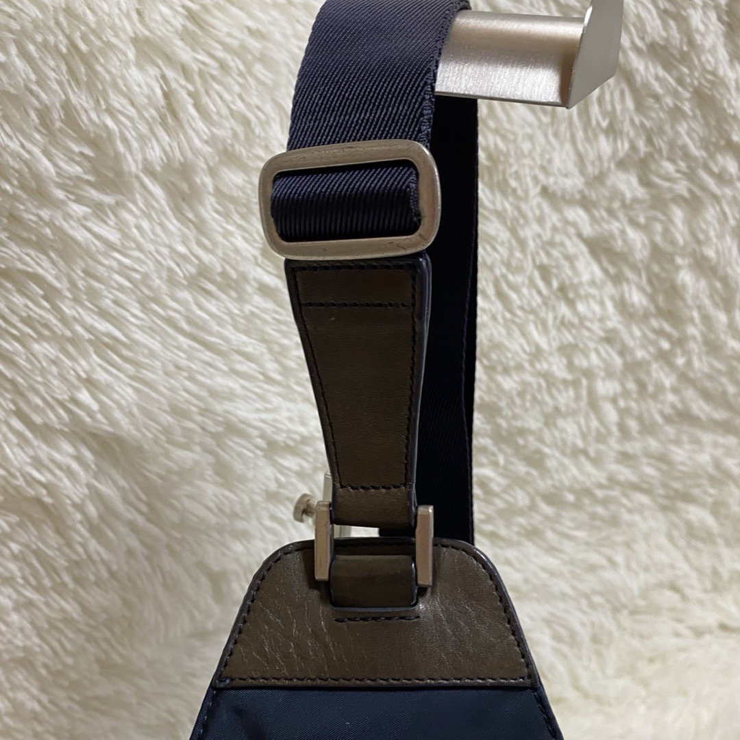 Paul Smith - 【高級】 Paul Smith レザー ナイロン ボディ Paul Smith - 【高級】 Paul Smith レザー ナイロン ボディ