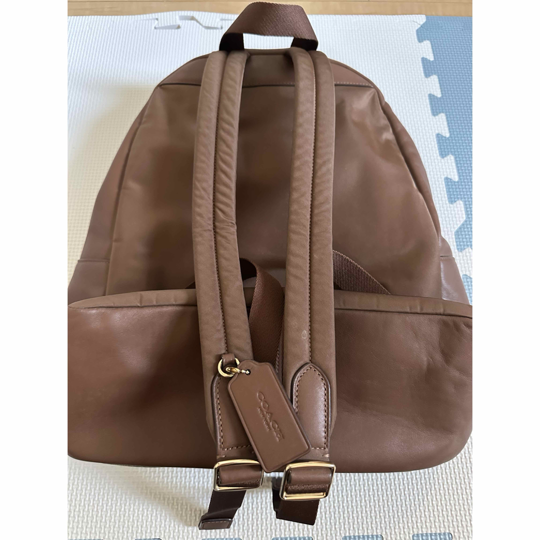COACH - COACH ブラウン リュックの通販 by Kai's shop|コーチ COACH - COACH ブラウン リュックの通販 by Kai's shop|コーチ